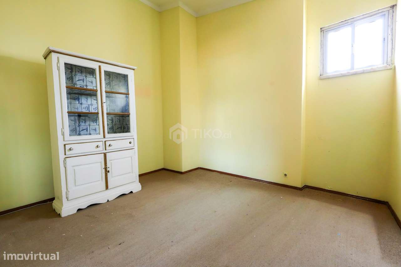 MORADIA T3 COM POTENCIAL PARA 2 HABITAÇÕES | CENTRO DE ALCANENA-16