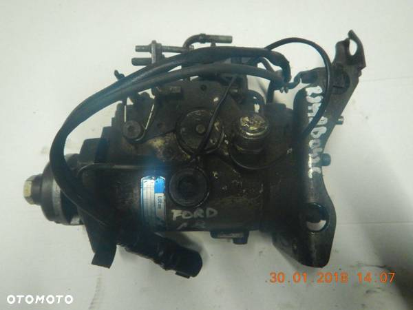 POMPA WTRYSKOWA FORD 1.8 TD R8448B042C - 1