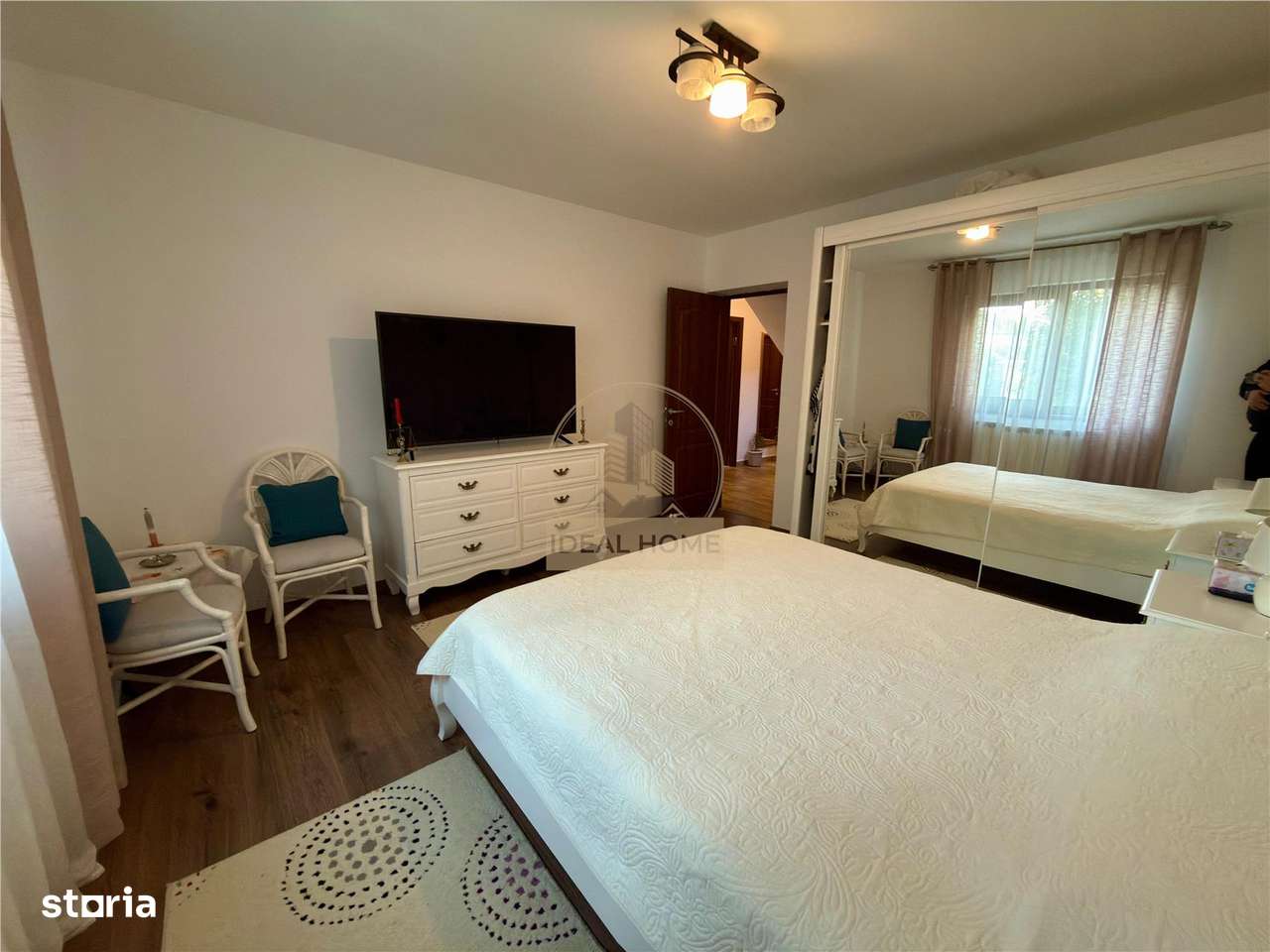 Casa individuala cu 6 camere - Toate Utilitatile - La 900 m de Family - Imagine principală: 4/14