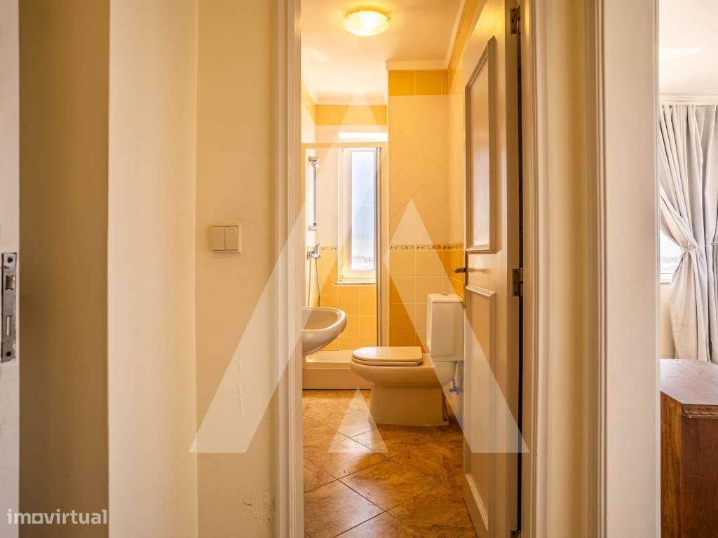 Apartamento T4 com Terraço de 90 m² no Centro de Aveiro-25