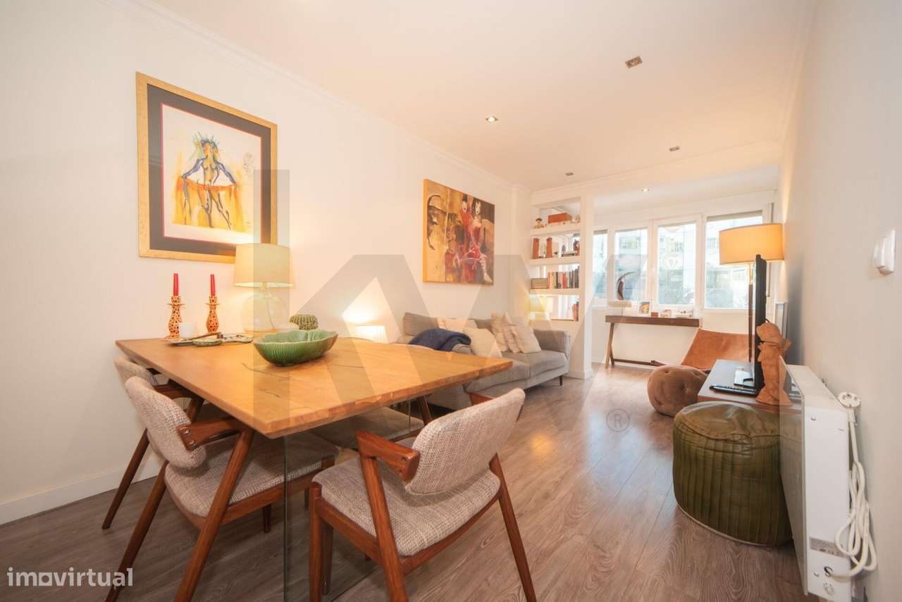 Apartamento T2 para arrendar na Avenida Columbano Bordalo Pinheiro no - Grande imagem: 5/19