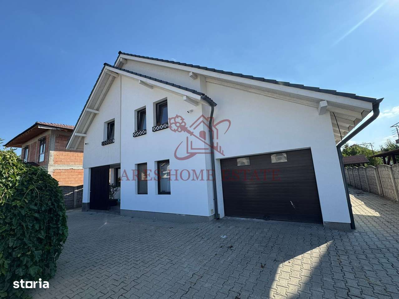 Casă individuală, 5 camere, garaj si curte, comision 0 - Imagine principală: 1/17