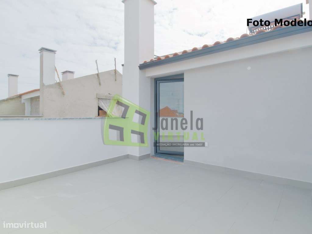 Moradia Geminada T3 - Em Construção na Quinta do Conde-15