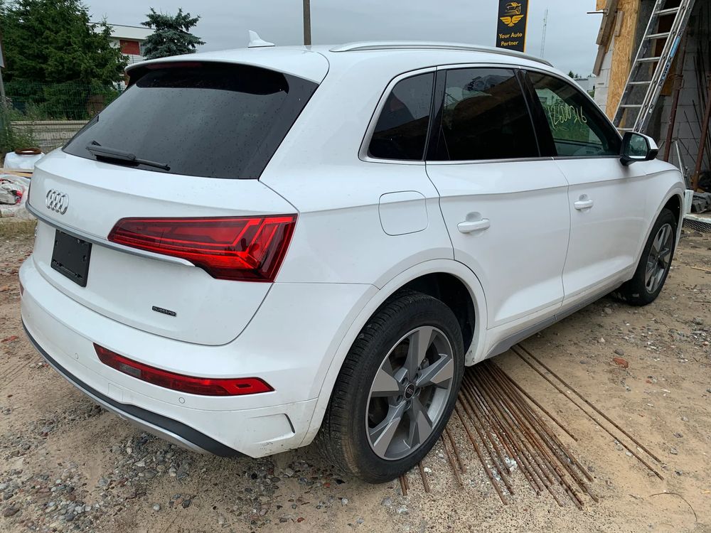 Audi Q5 FY (2017-2024) 2.0 TFSI Quattro S tronic 2024