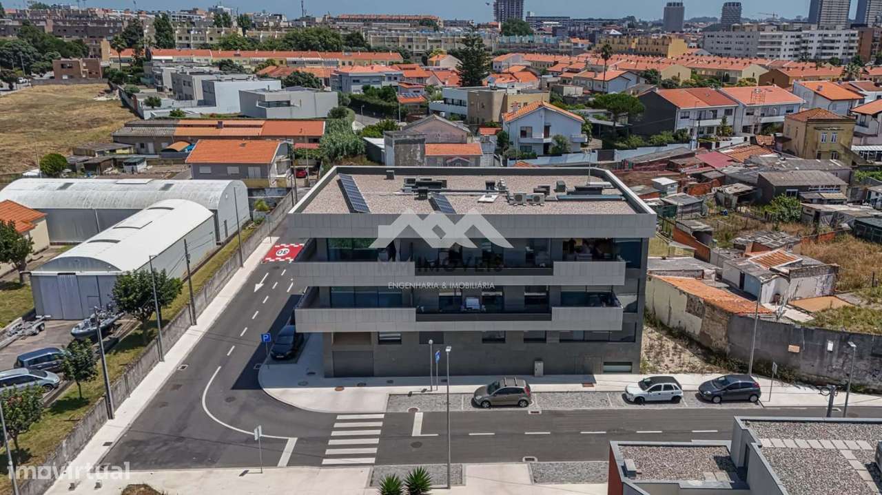 T3 Luxo Último Piso | Leça da Palmeira | Vistas de Mar | Varanda a Poe-4