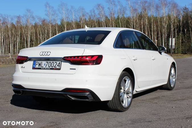 Audi A4 2.0 TFSI Quattro S tronic - 4