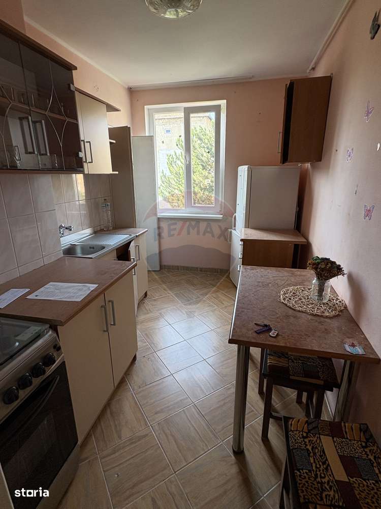 Apartament cu 2 camere de vânzare în zona Vest - Imagine principală: 4/11