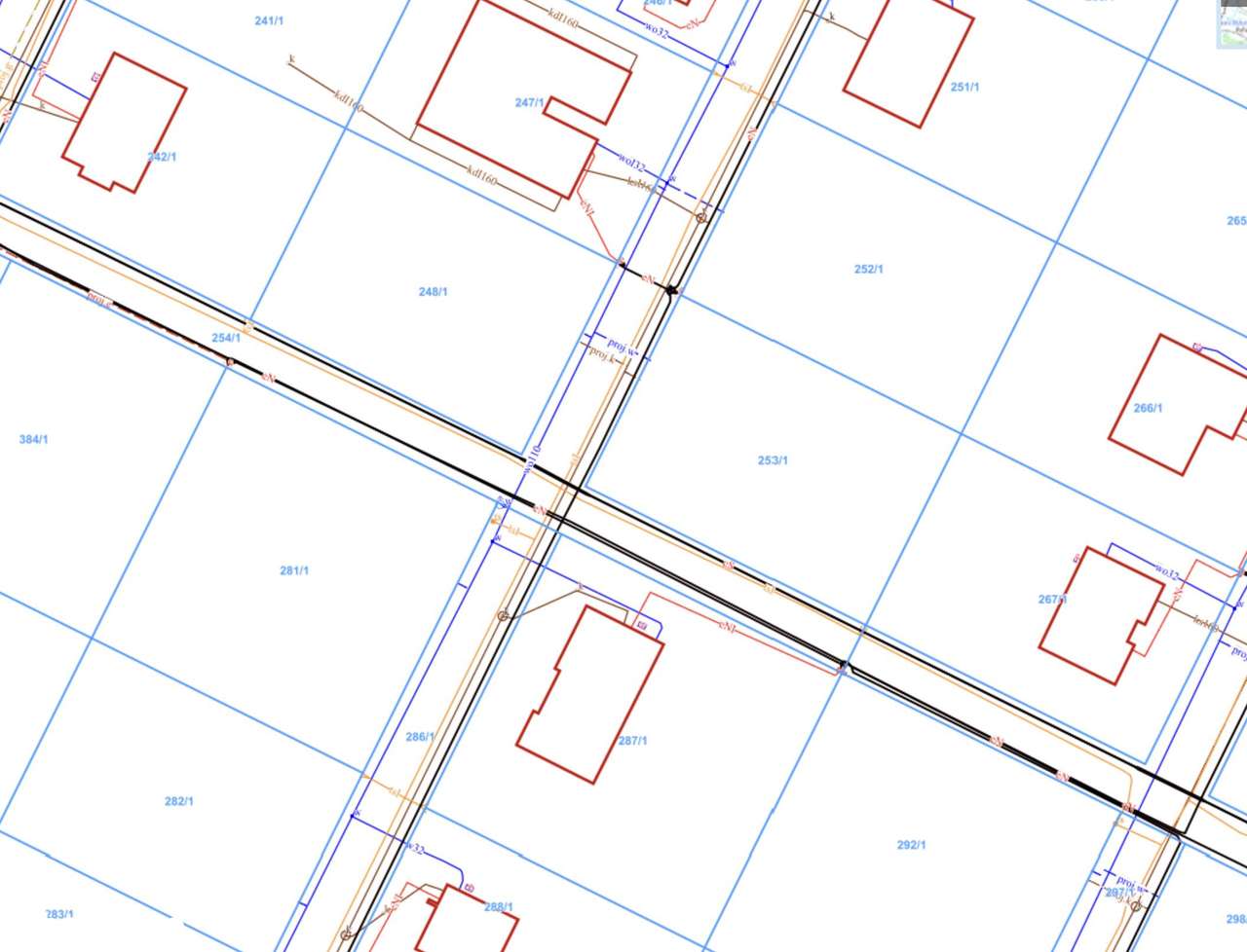 Urokliwa działka w centrum Osiedla Górki-5