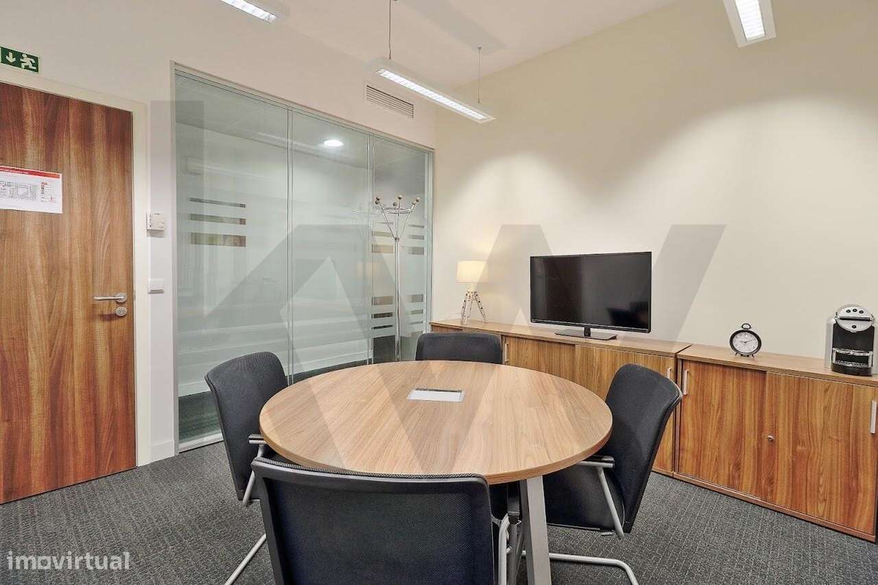 Escritório para 6 a 8 Pessoas em pleno Chiado, no Coração de Lisboa - Grande imagem: 3/8