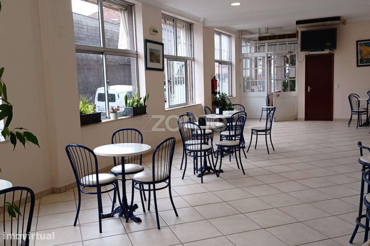 Imóvel no Centro de Vila Real-Oportunidade Única de Investimento - Grande imagem: 1/16