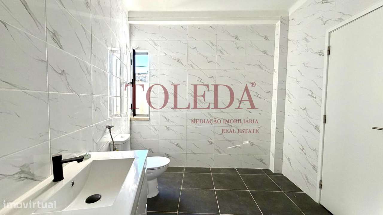 Moradia mista com 2 frações-17