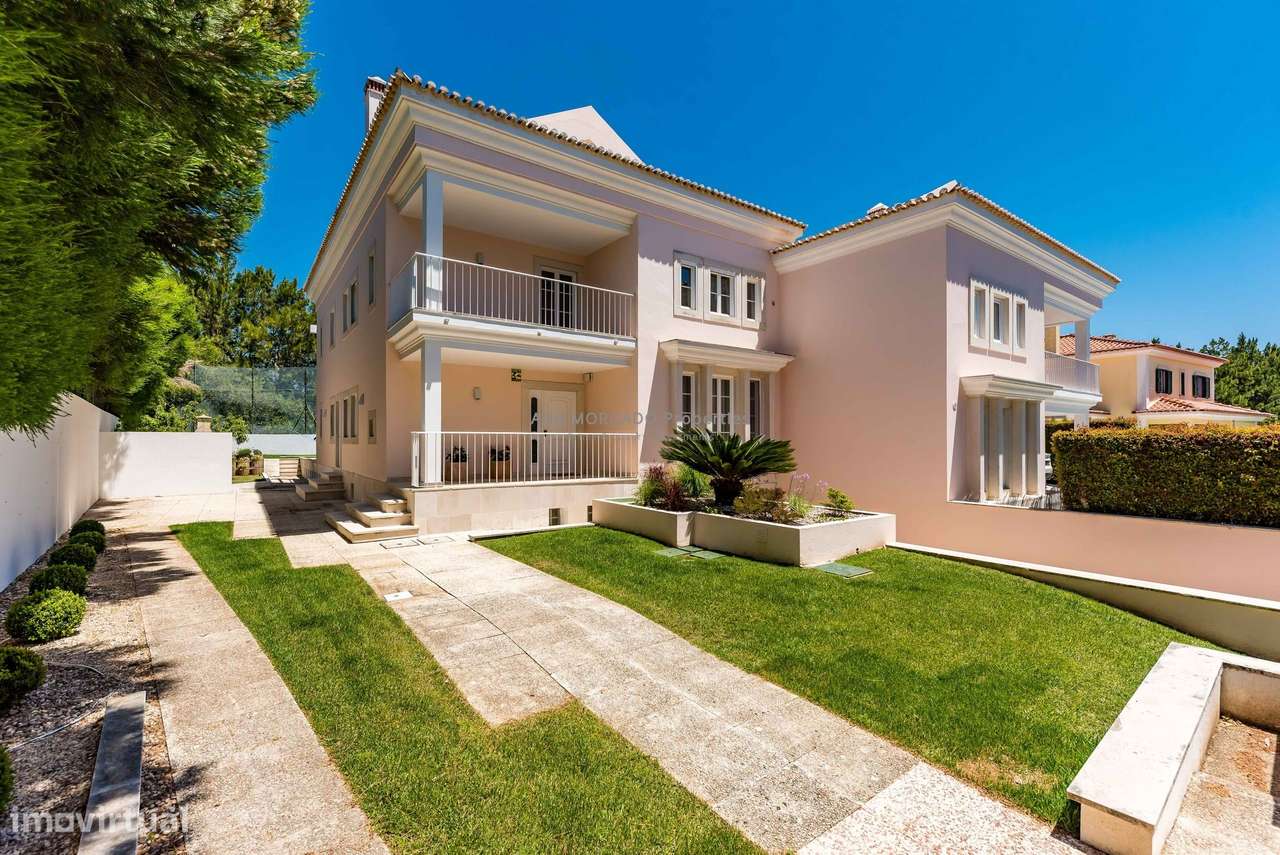 Moradia Familiar com Jardim Privativo, Piscina Aquecida e Vista de Gol - Grande imagem: 5/60