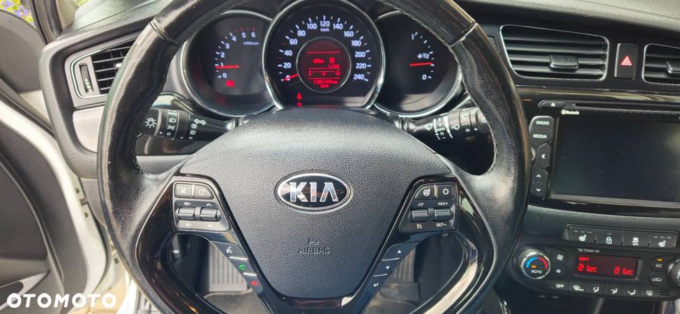 Kia Ceed Cee'd 1.6 CRDi M - 8