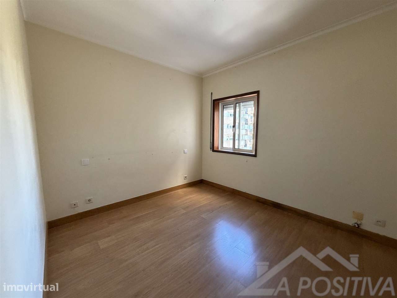 Apartamento T2 Venda em São João da Madeira,São João da Madeira-23