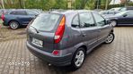 Nissan Almera Tino 1.8 Visia - 4