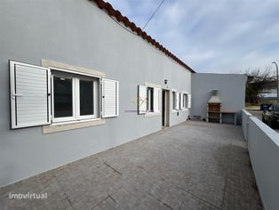 Moradia T3 totalmente remodelada, para venda em Setúbal - Grande imagem: 2/27