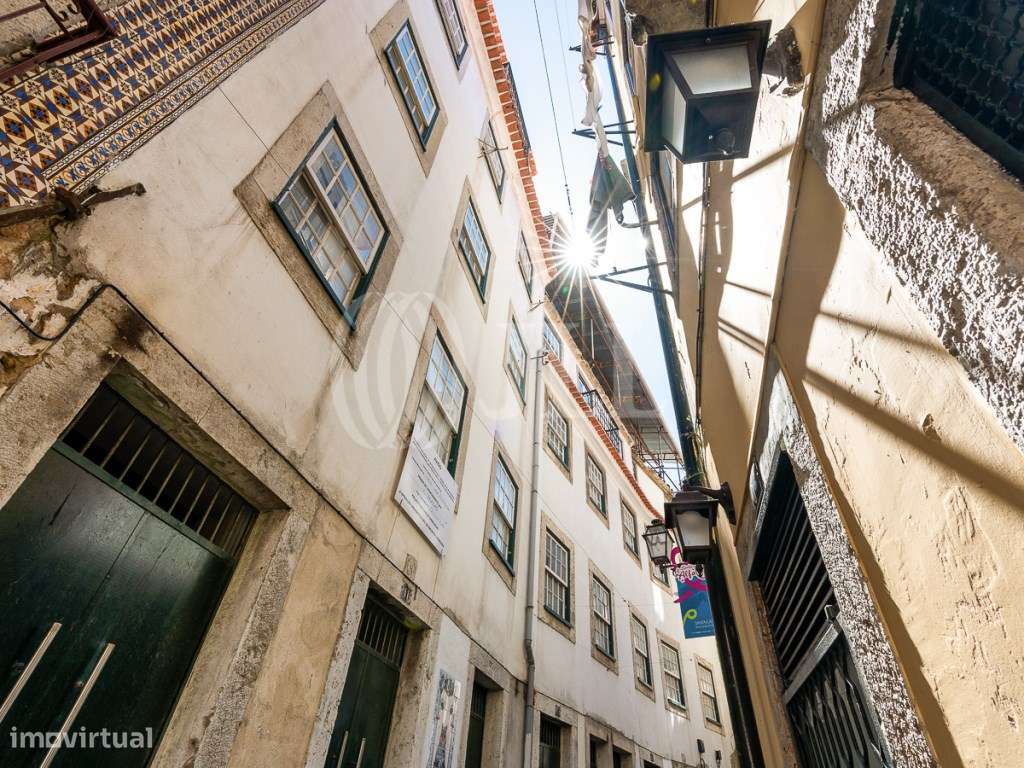 Venda conjunta de três prédios, em Alfama, Lisboa - Grande imagem: 3/16