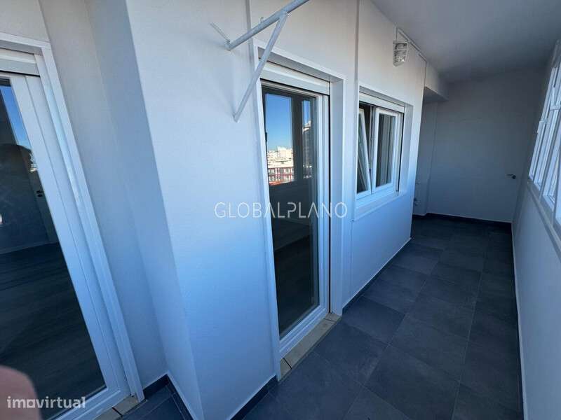 Apartamento T3 Avenida 25 de Abril-6