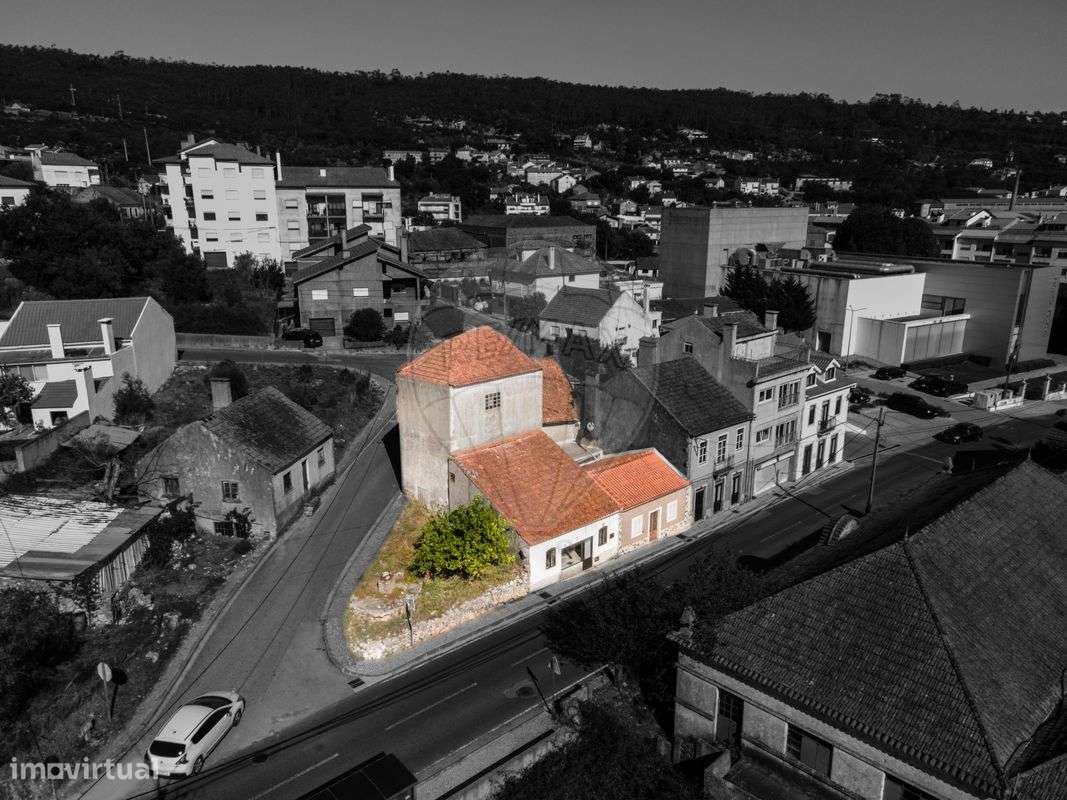 Moradia T3 para venda - Grande imagem: 1/46