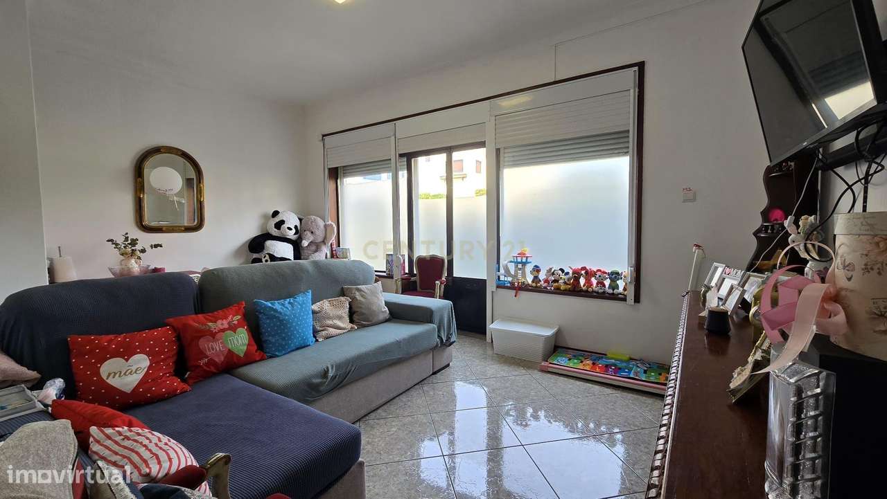 Apartamento T1 com Terraço e Garagem em Gondomar - Grande imagem: 3/14