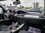 BMW Seria 3 320d Touring xDrive - 6