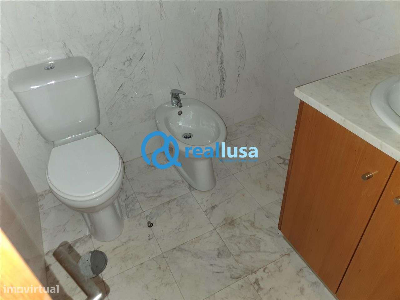 Apartamento T4 c/ garagem Oliveira do Douro Vila Nova de Gaia-15