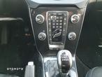 Volvo V40 T2 Momentum - 10