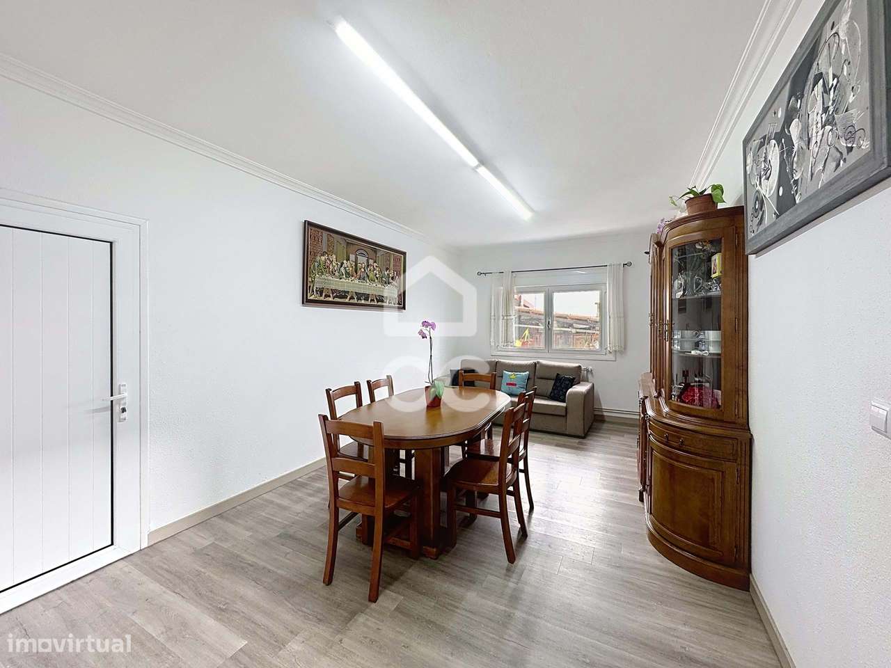 Moradia isolada com quatro quartos , logradouro, garagem , na periferi-8