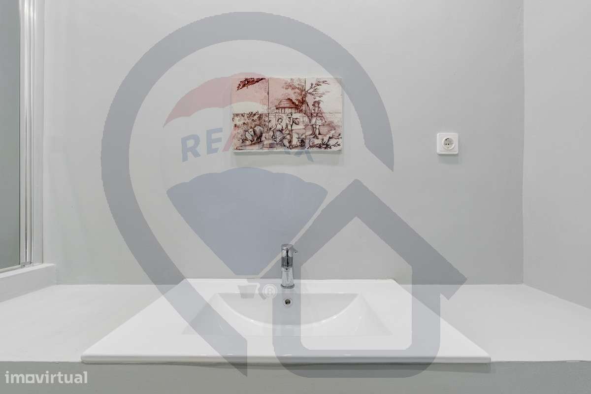 Moradia T3 Renovada no Centro Histórico de Évora – Charme Único-24