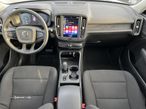 Volvo XC 40 1.5 T2 Momentum Geartronic - 3