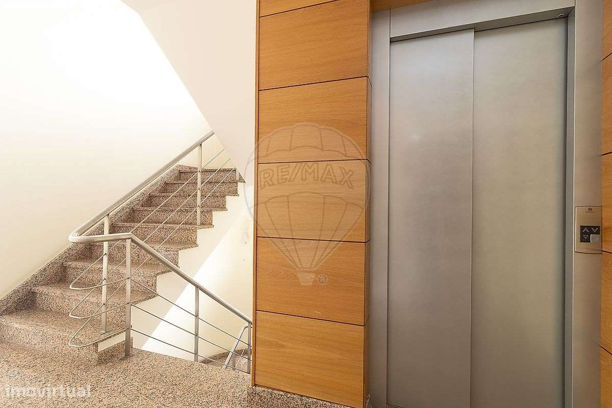 Apartamento T2 para arrendamento - Grande imagem: 3/50