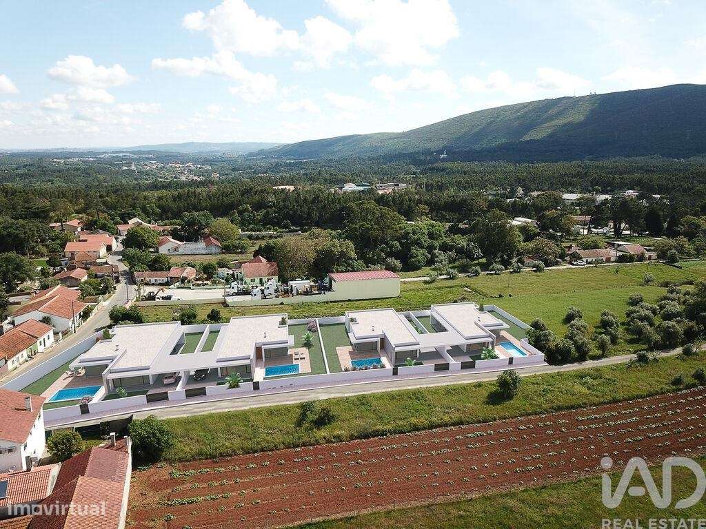 Casa de Cidade T4 em Aljubarrota de 197,00 m2 - Grande imagem: 5/29