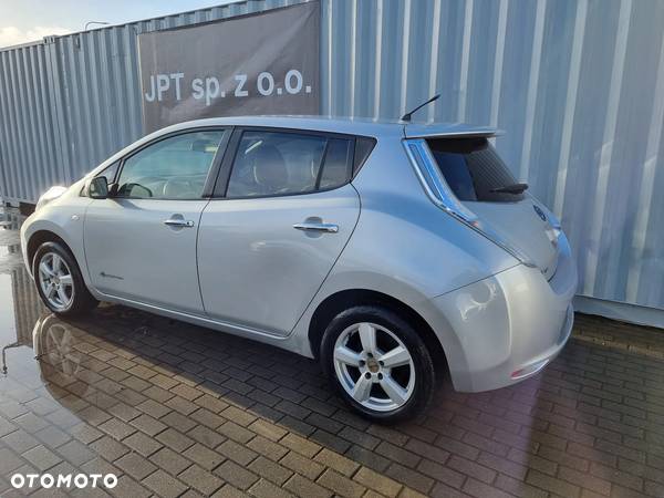 Nissan Leaf - 4