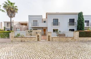 Moradia com 5 Quartos, Piscina e Jardim em Vilamoura - Grande imagem: 5/22