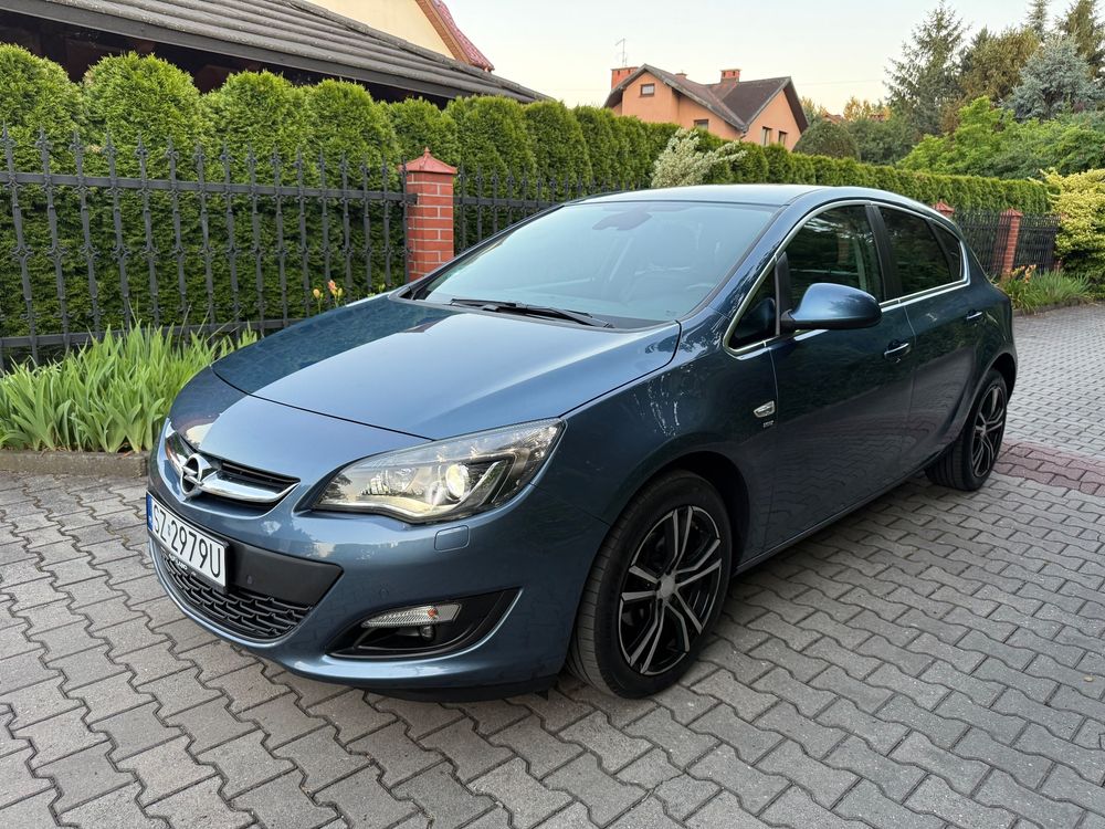 Opel Astra J (2009-2019) 1.4 Turbo ENERGY 2014