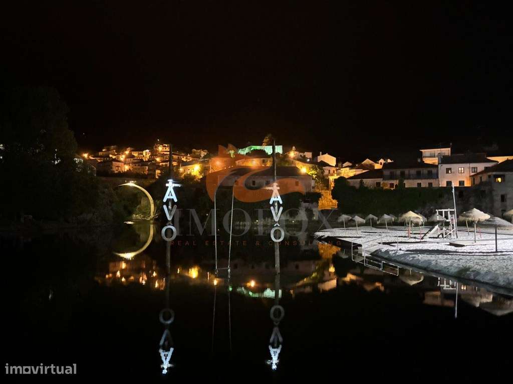 Casa para renovar com 2 quartos em Avô (Oliveira do Hospital)-13