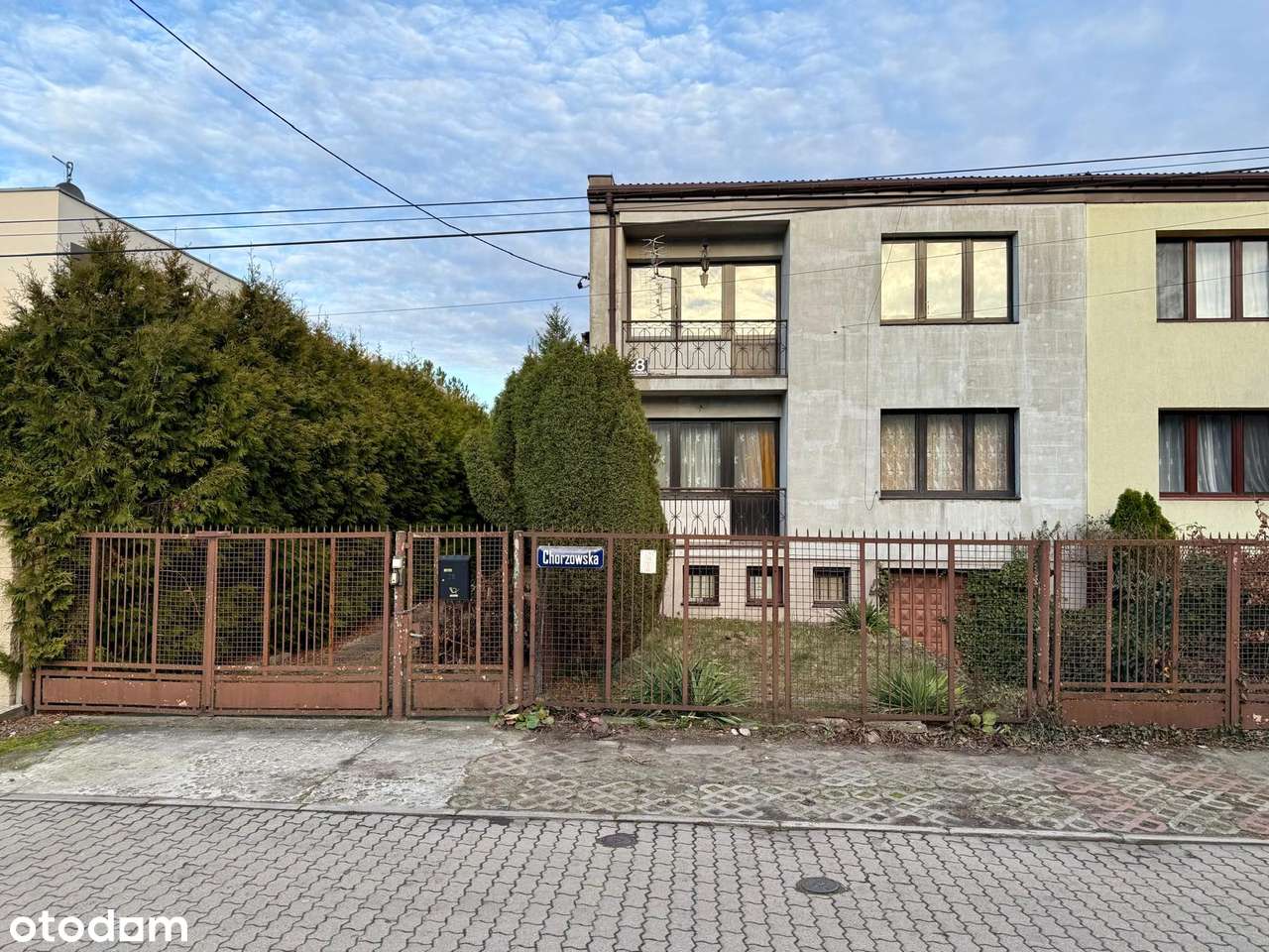 Dom z budynkiem warsztatowym w Aninie, działka 641m2 - Pełny obrazek: 1/11