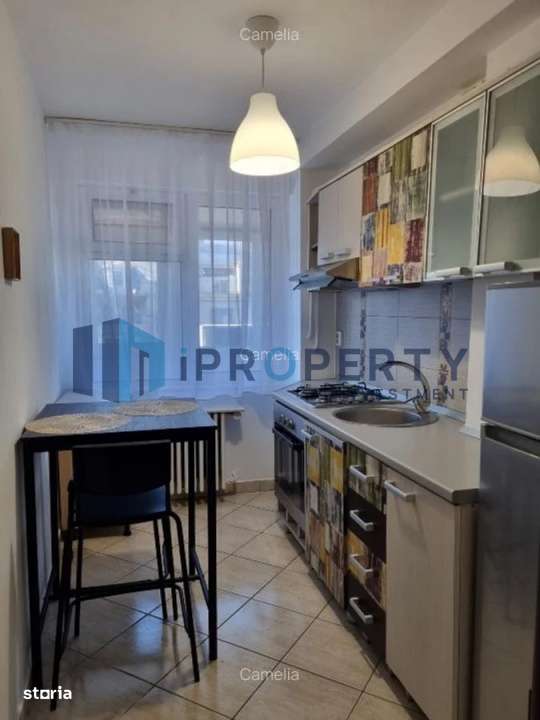 P-ta Romana | 2 Camere | Balcon 8 MP | AC | Metrou 1 Min. | - Imagine principală: 5/8