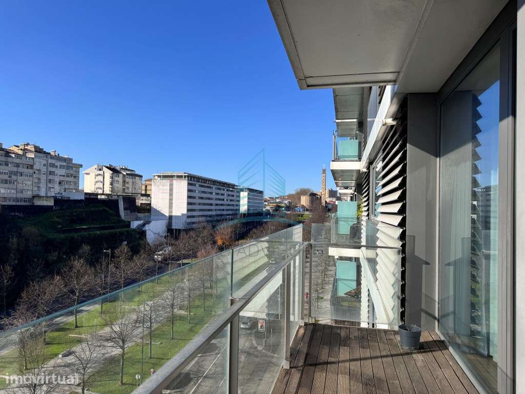 Apartamento T2 na Alameda dos Campeões - Grande imagem: 2/24