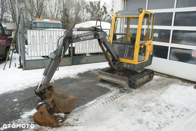 Volvo EC15 - 1