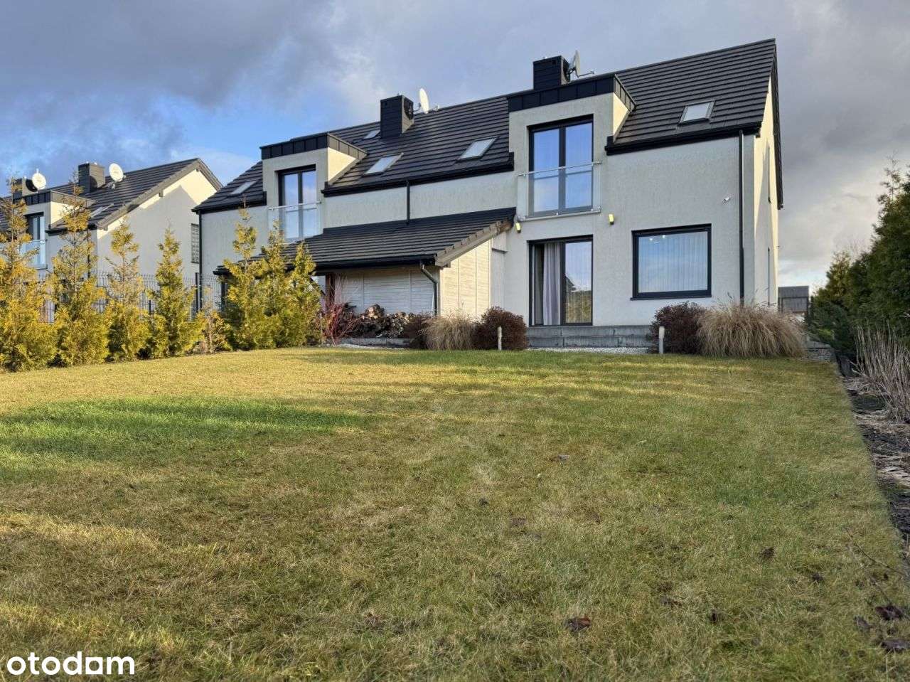 Nowoczesny dom w świetnej lokalizacji-9