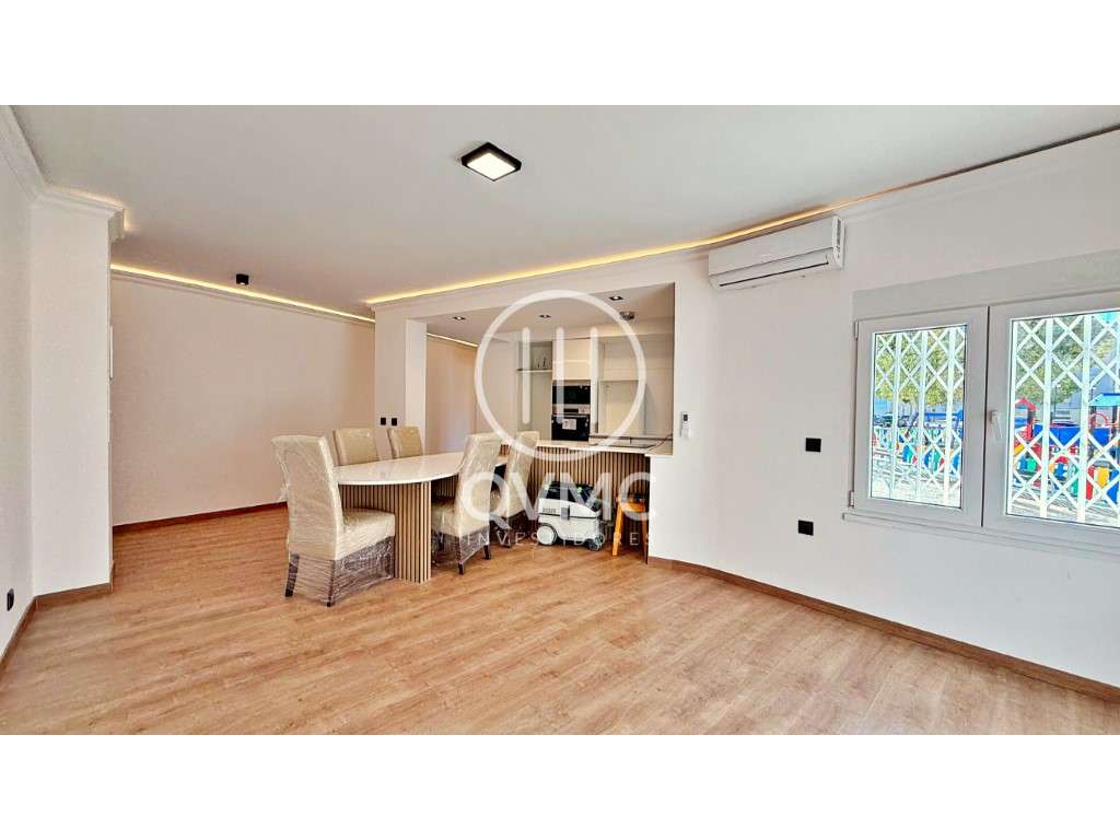 Apartamento T3 renovado em Carnaxide - Oeiras-7