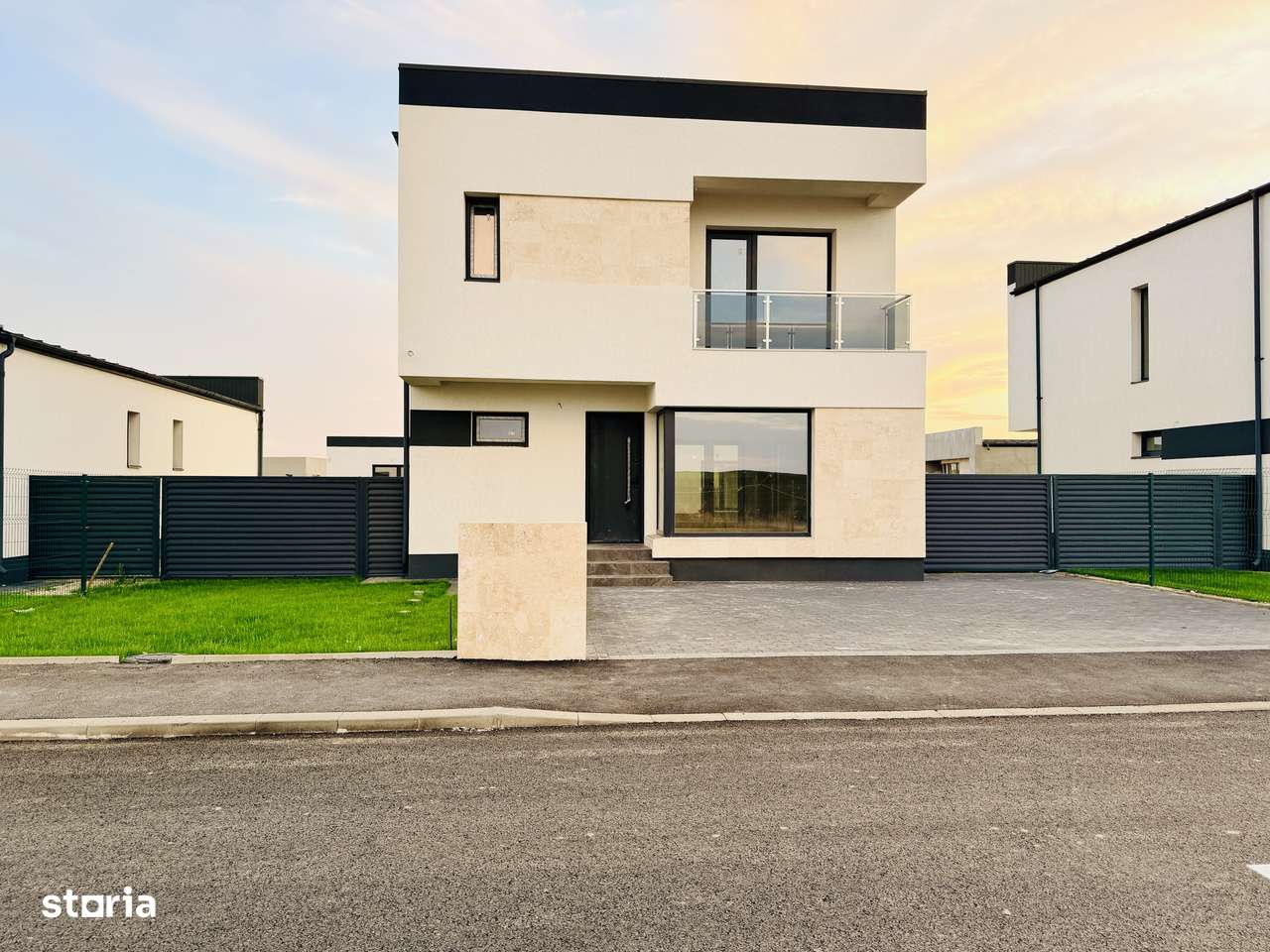 Casă Nouă P+1E | 4 Camere, 3 Băi și Curte Spațioasă  | 136.000 € + TVA - Imagine principală: 2/18