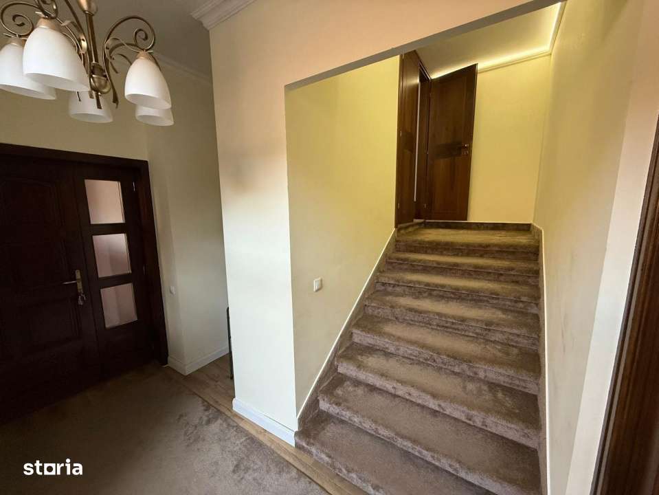 Apartament pe 2 nivele - Imagine principală: 5/12