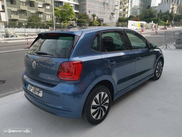 VW Polo 1.4 TDi Confortline - 8