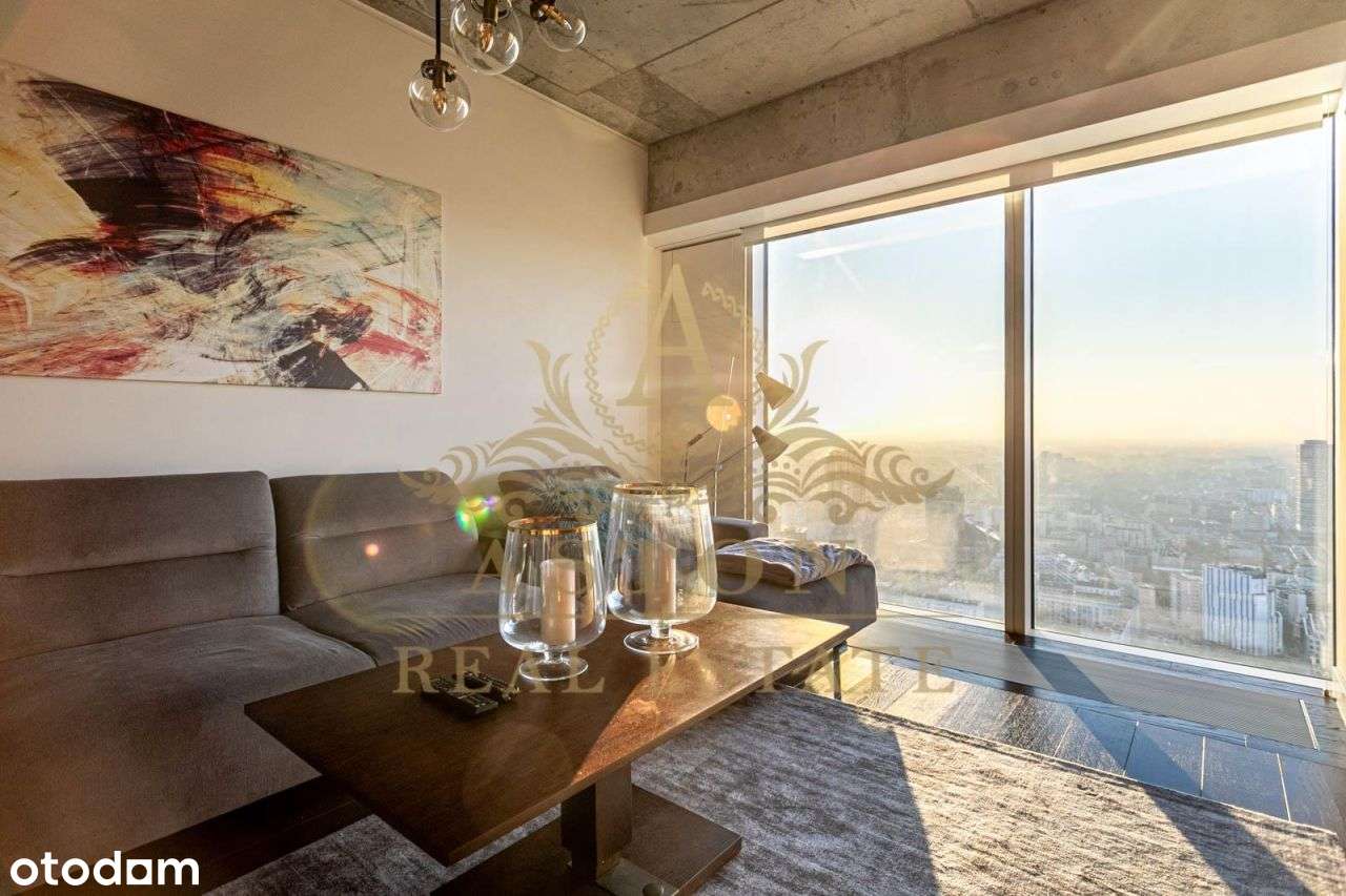 Spectacular apartment on 42nd floor on Złota 44-3