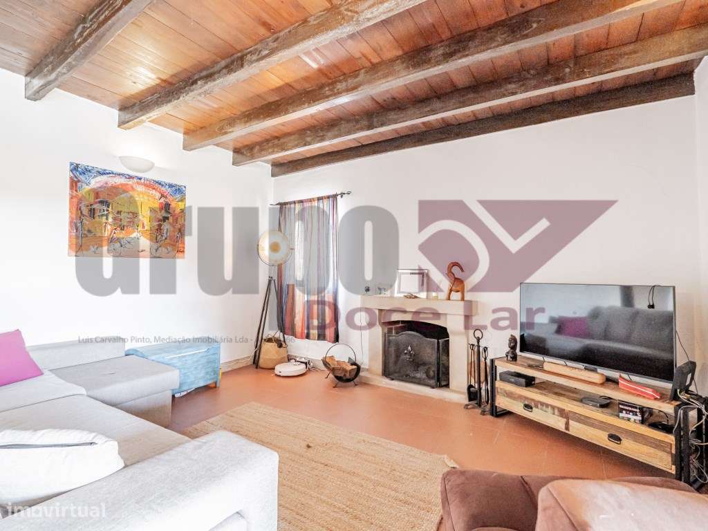 Moradia Isolada T3 com Piscina em Sesimbra-15