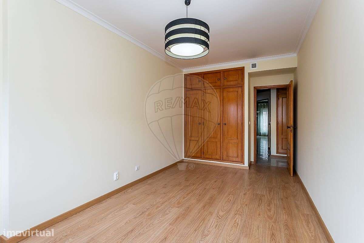Apartamento T2 para arrendamento - Grande imagem: 2/22