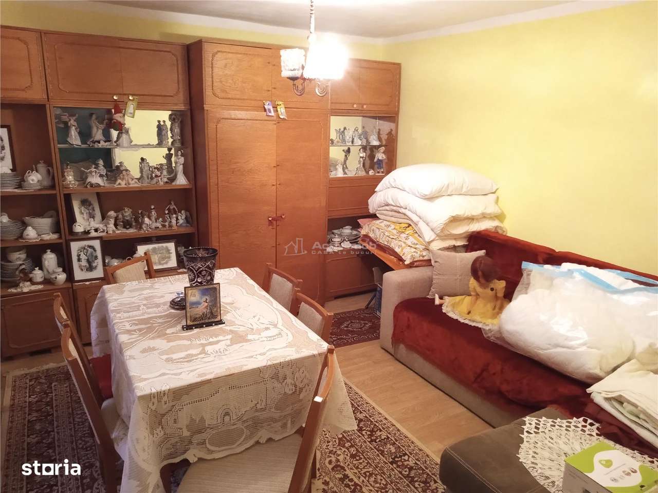 Oravita, Casa de Vacanta, PRET FIX, Zona Lacul Mare - Imagine principală: 4/20