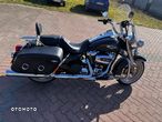 Harley-Davidson Touring Road King - 1